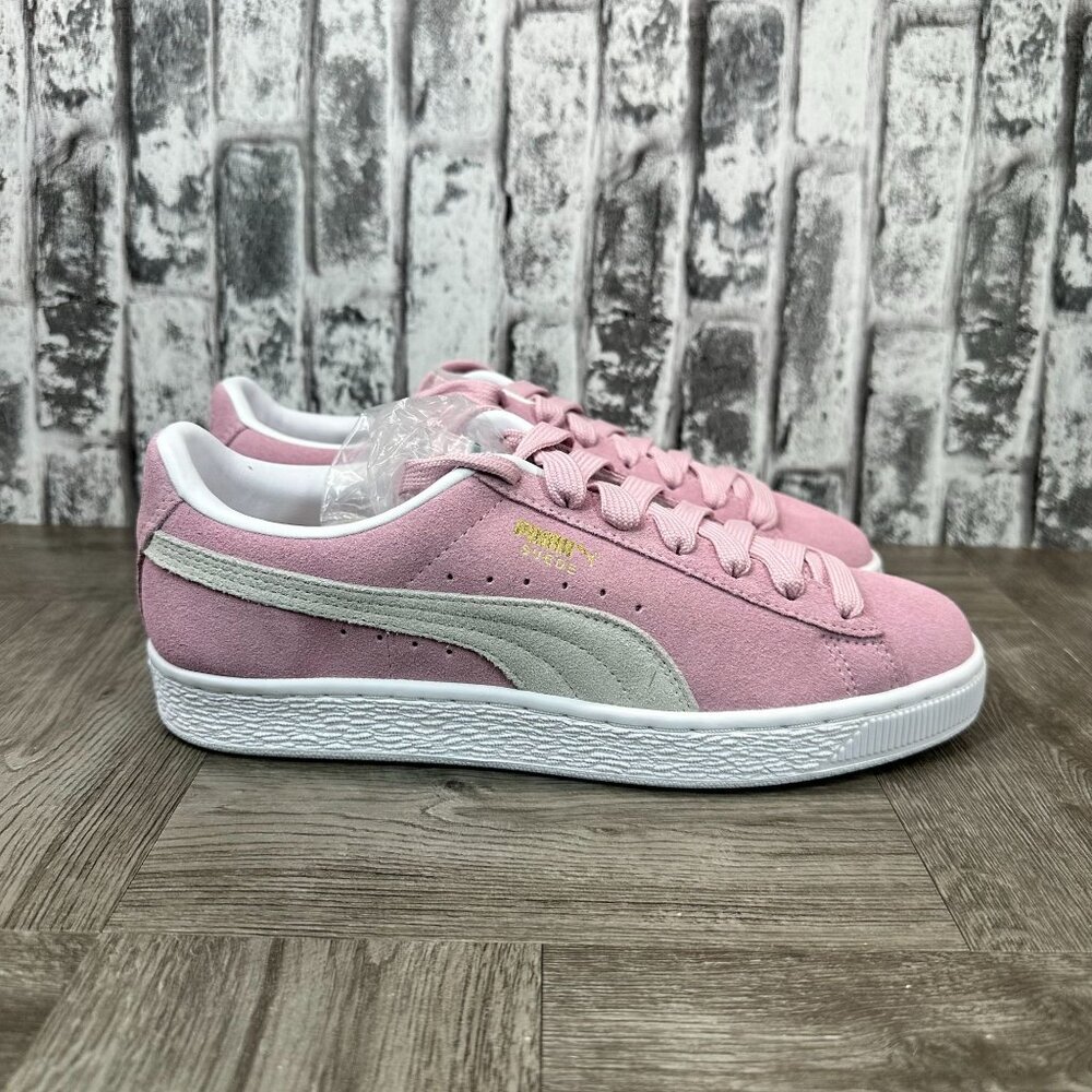 🌟🌟NIB AWESOME🌟🌟Puma Suede Classic XXI Jr Youth size 6.5y/Women size 8 Pink - Picture 2 of 9